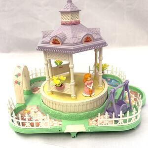 Vintage Fisher Price Precious Places Twirling Melody Gazebo Age 5+